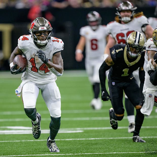 绿联USB4雷电拓展坞